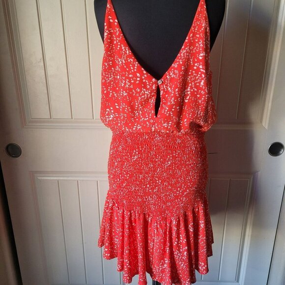 She + Sky Womens Red Sleeveless Smocked Ruffle Hem Dress Medium - Picture 2 of 8
